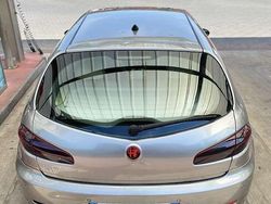 Usata 2005 Alfa Romeo 147 Exclusive Due volumi | 3000 € (Cara)