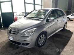 Grigio Usata 2009 Mercedes B180 Monovolume | 1300 € (Ottimo prezzo)