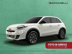 Blu/azzurro Usata 2025 Fiat 600 La Prima SUV | 20.750 €