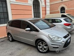 Grigio Usata 2010 Ford S-MAX S Monovolume | 6200 € (Cara)