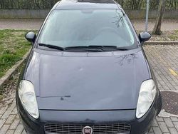 Usata 2009 Fiat Grande Punto Dynamic Due volumi | 3650 € (Buon prezzo)