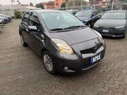 Nero Usata 2010 Toyota Yaris Sol Due volumi | 5600 € (Buon prezzo)