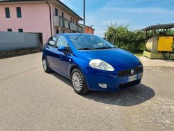 Usata 2007 Fiat Grande Punto Due volumi | 3200 € (Cara)