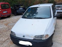 Bianco Usata 1996 Fiat Punto Tre volumi | 2000 €