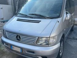 Argento Usata 2001 Mercedes V220 AMG Monovolume | 6800 € (Cara)