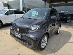 Nero metallizzato Usata 2019 Smart ForTwo Electric Drive Coupé | 9900 € (Buon prezzo)
