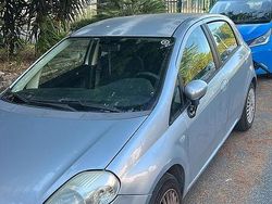 Usata 2008 Fiat Punto Due volumi | 2200 € (Buon prezzo)