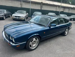 Blu Usata 1995 Jaguar XJR Supercharged Tre volumi | 16.900 €