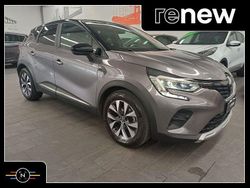 Grigio metallizzato Usata 2021 Renault Captur Zen SUV | 15.500 € (Buon prezzo)