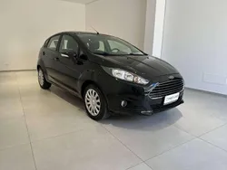 Nessuno(met.) Usata 2015 Ford Fiesta Business Edition Due volumi | 4990 € (Super prezzo)