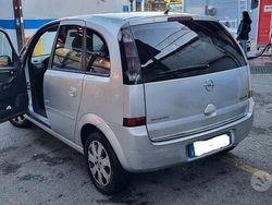 Grigio Usata 2008 Opel Meriva Monovolume | 2500 € (Buon prezzo)