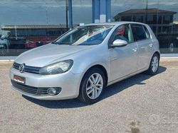 Grigio Usata 2009 VW Golf VI Highline Tre volumi | 6500 € (Cara)