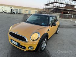 Giallo Usata 2008 Mini Cooper Due volumi | 2400 € (Super prezzo)