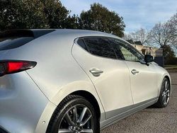 Argento Usata 2020 Mazda 3 Exclusive Tre volumi | 19.990 € (Buon prezzo)