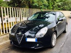 Nero Usata 2012 Alfa Romeo Giulietta Due volumi | 8500 € (Molto cara)