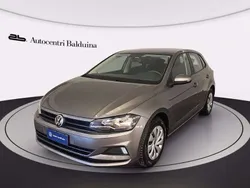 Limestone grey metalizzato Usata 2021 VW Polo Trendline Tre volumi | 13.900 € (Ottimo prezzo)