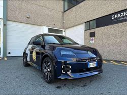 Bestyle berlino (blu notturno Usata 2024 Renault 5 E-Tech Iconic Tre volumi | 30.900 € (Molto cara)