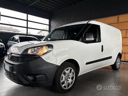 Bianco Usata 2021 Fiat Doblò Lounge Monovolume | 10.490 € (Buon prezzo)