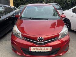 Rosso Usata 2014 Toyota Yaris Tre volumi | 8500 € (Cara)