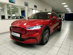Rosso Usata 2021 Ford Mustang Mach-E Standard Range SUV | 29.990 € (Ottimo prezzo)
