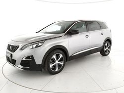 Grigio artense Usata 2019 Peugeot 5008 GT-line SUV | 19.900 € (Buon prezzo)