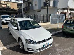 Bianco Usata 2016 VW Golf Comfortline Tre volumi | 12.000 € (Ottimo prezzo)