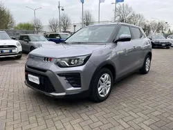 Iron metal Usata 2024 Ssangyong Tivoli SUV | 19.900 €