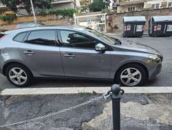Usata 2017 Volvo V40 Business Edition Tre volumi | 8000 € (Buon prezzo)