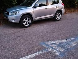 Grigio Usata 2006 Toyota RAV4 SUV | 4500 € (Buon prezzo)