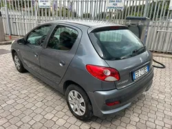 Peugeot 206+
