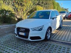 Bianco Usata 2014 Audi A1 Tre volumi | 12.499 € (Buon prezzo)