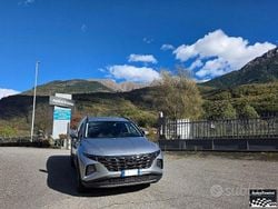Grigio chiaro Usata 2023 Hyundai Tucson SUV | 24.900 € (Cara)