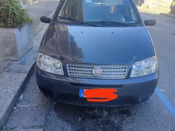 Usata 2009 Fiat Punto Due volumi | 3900 € (Molto cara)