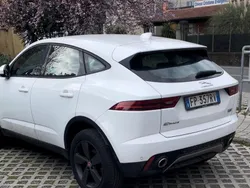 Usata 2018 Jaguar E-Pace SUV | 25.000 € (Cara)