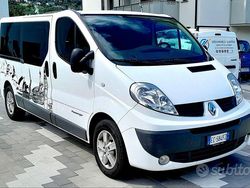 Bianco Usata 2010 Renault Trafic Furgone | 9999 € (Molto cara)