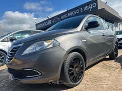 Nero Usata 2012 Lancia Ypsilon Gold Due volumi | 7900 € (Molto cara)