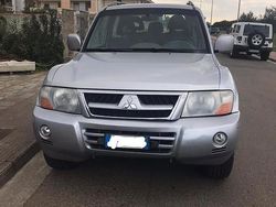 Grigio Usata 2006 Mitsubishi Pajero SUV | 7000 € (Buon prezzo)