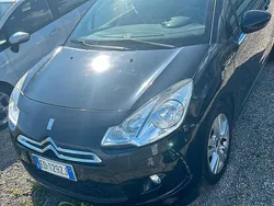 Nero Usata 2011 Citroën DS3 Tre volumi | 3900 € (Buon prezzo)