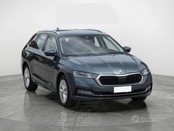 Grigio Usata 2021 Skoda Octavia G-TEC Station wagon | 16.000 € (Buon prezzo)