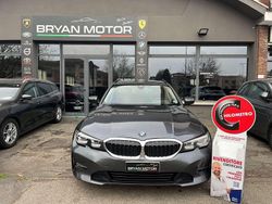 Grigio Usata 2020 BMW 318 Advantage Station wagon | 16.999 € (Ottimo prezzo)