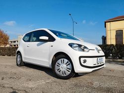 Bianco Usata 2013 VW up! Due volumi | 5900 € (Buon prezzo)