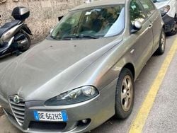Grigio Usata 2006 Alfa Romeo 147 Progression Due volumi | 4000 € (Buon prezzo)
