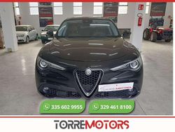Nero Usata 2017 Alfa Romeo Stelvio Executive SUV | 15.300 € (Buon prezzo)