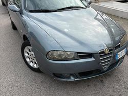 Grigio Usata 2004 Alfa Romeo 156 Tre volumi | 1500 € (Buon prezzo)