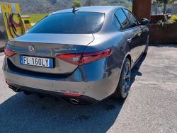 Grigio Usata 2017 Alfa Romeo Giulia Super Tre volumi | 19.000 € (Buon prezzo)