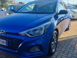 Blu Usata 2020 Hyundai i20 Tre volumi | 11.900 € (Cara)