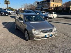 Argento Usata 2006 Mercedes C220 Elegance Coupé | 2400 € (Buon prezzo)
