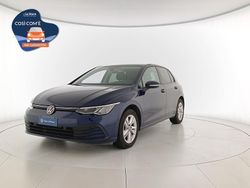 Atlantic blue metallizzato Usata 2021 VW Golf Life Tre volumi | 18.500 € (Buon prezzo)