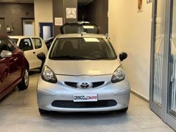 Argento Usata 2008 Toyota Aygo Due volumi | 4900 € (Buon prezzo)