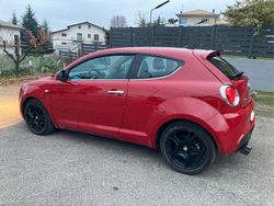 Rosso Usata 2009 Alfa Romeo MiTo Due volumi | 6000 € (Molto cara)